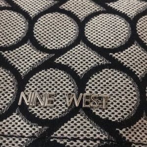 Nine West Bags - Nine West crossbody bag Nine West Bags - Nine West crossbody bag